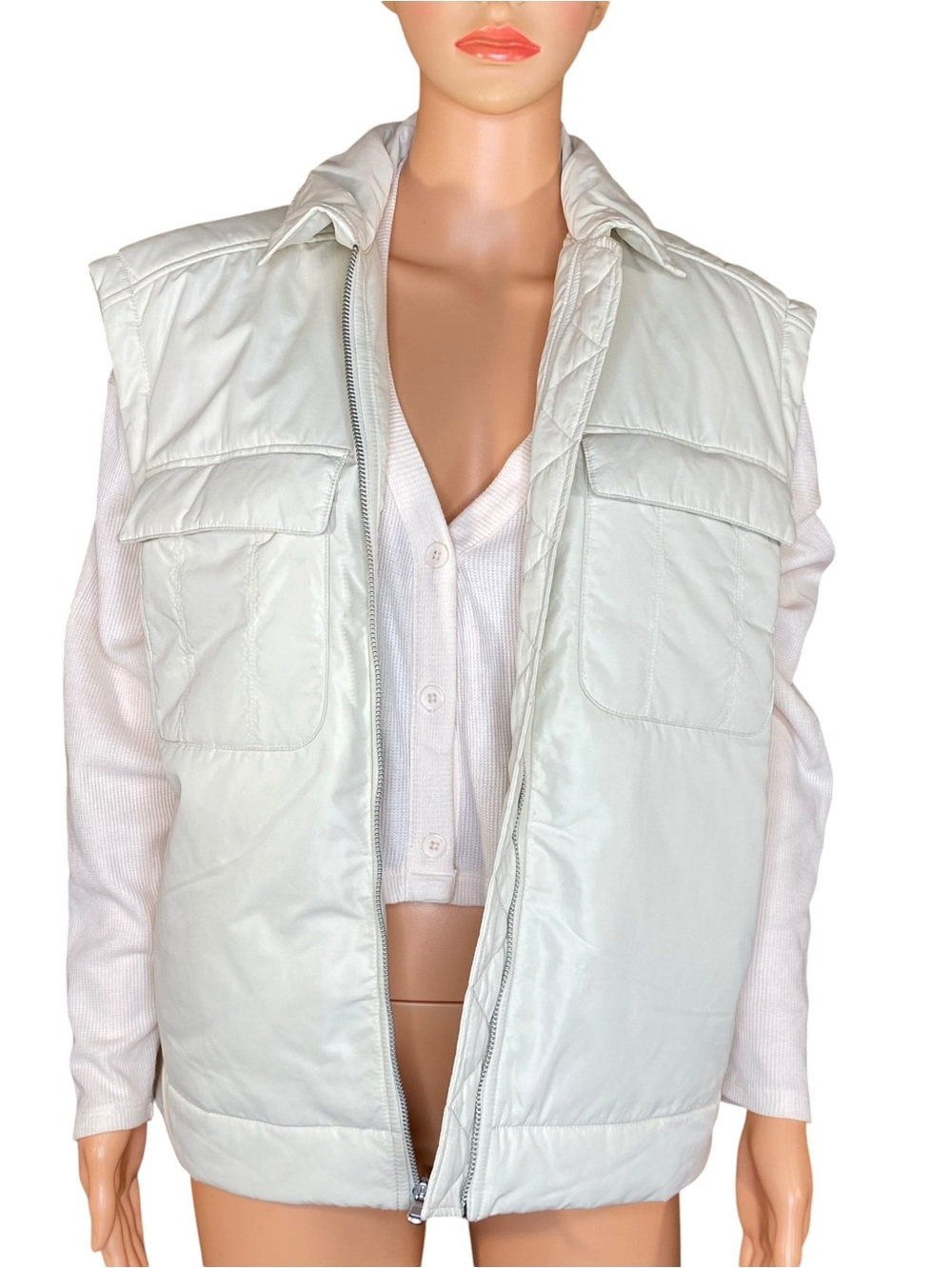 Calia by Carrie Underwood Puffer Vest Off-White Quilted Flap Chest Pockets SZ SM